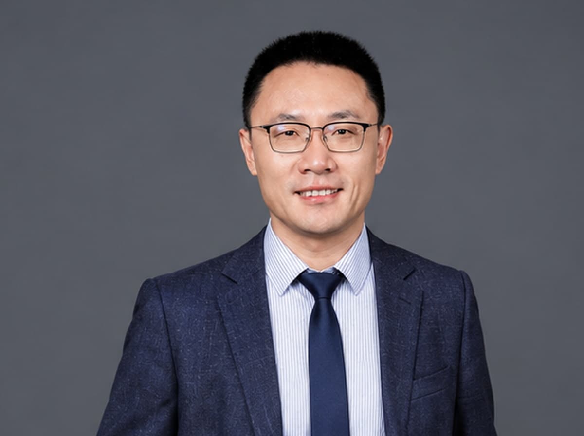 Xinyu Zhang